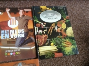 Kookboeken Kookboeken,met meus en vork,peutervoeding,fit & gezond ,tips