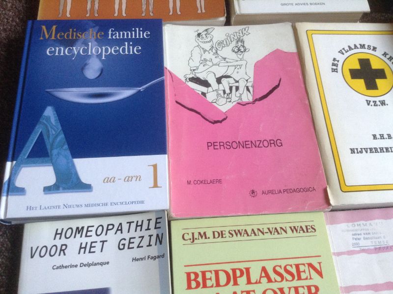 Medische boeken van;mannen,gezondheid,EHBO,encyclopedie,home