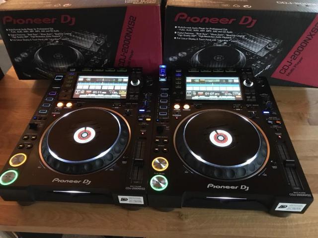 2x Pioneer CDJ-2000NXS2 +  1x DJM-900NXS2 mixer == 1899 EUR