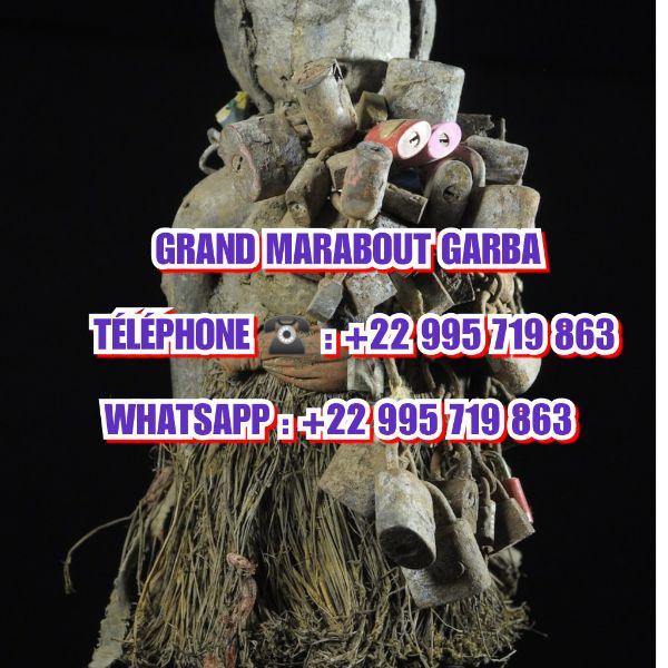 Le Marabout Gaba est un grand prêtre marabout vaudou africain